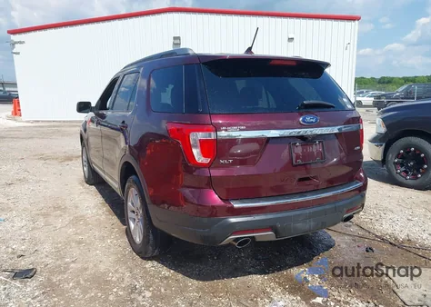 2018 Ford Explorer Xlt z USA, uszkodzony, nr VIN 1FM5K8D82JGB65275